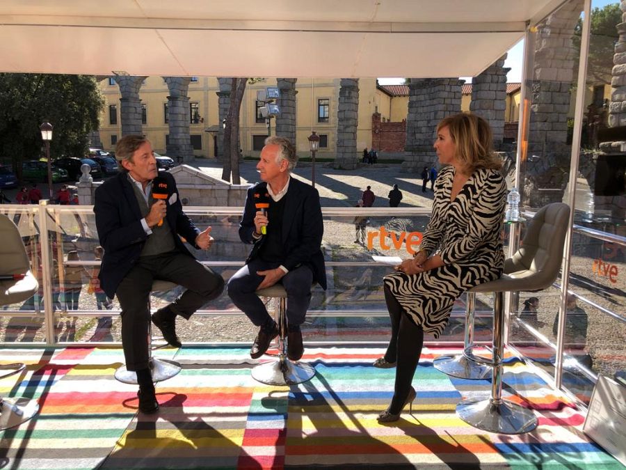 María Eizaguirre, con Lorenzo Milá y Jesús Álvarez