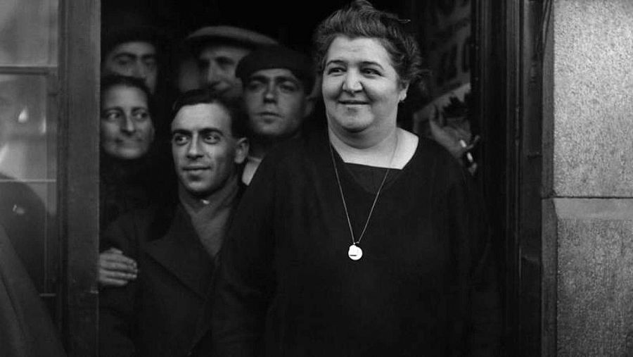 Manolita de Pablo, Doña Manolita, en su administración de la Gran Vía en torno a 1935 | Lotería de Navidad 2021