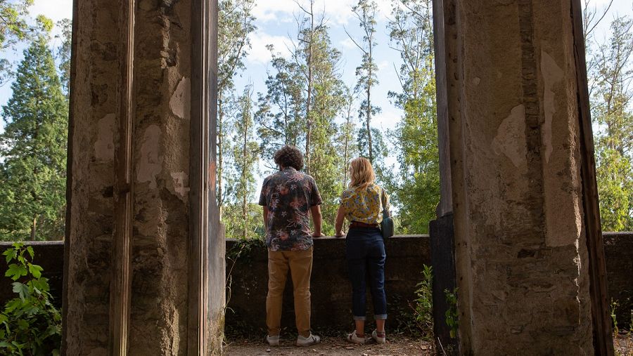 Marta Hazas y Touri en el sanatorio de Cesuras