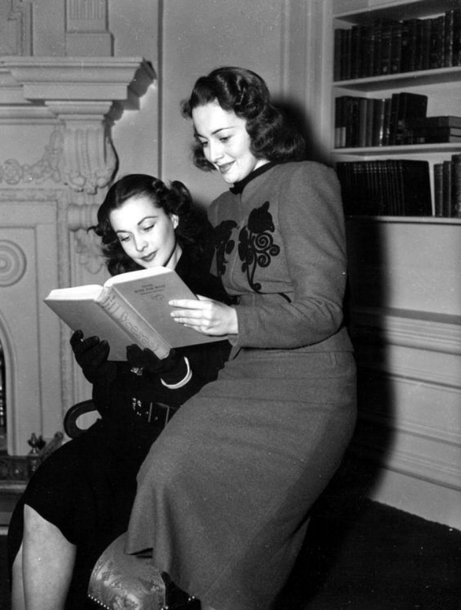 Olivia de Havilland y Vivien Leigh en el rodaje de 'Lo que el viento se llevó'