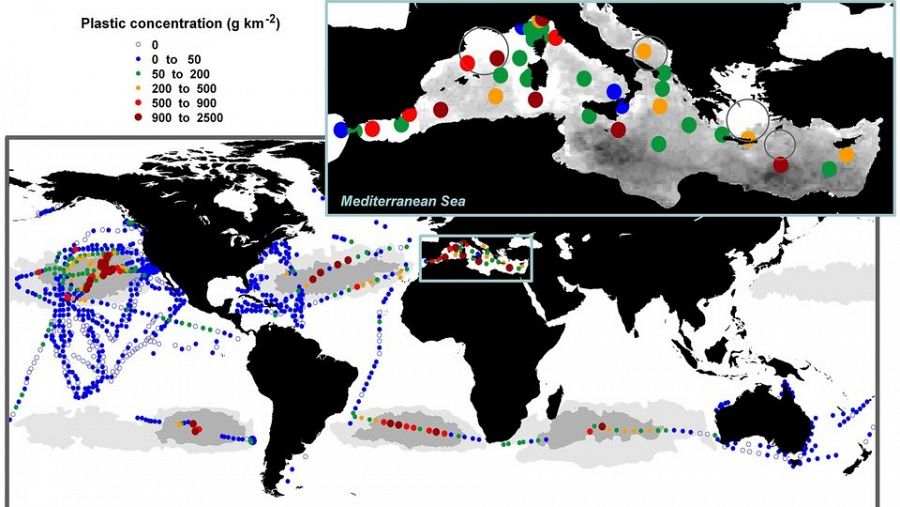 Concentraciones de basura plástica en las aguas superficiales del océano global y el mar Mediterráneo