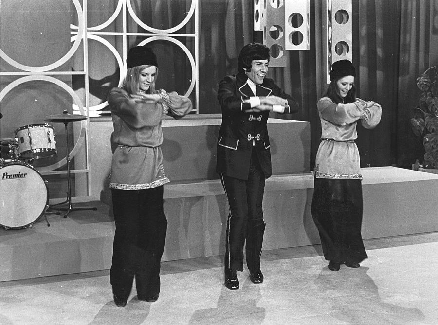 Georgie Dann durante una actuación