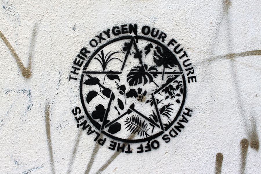 The Posthuman Protests (2018-2019), de  Ernesto Casero