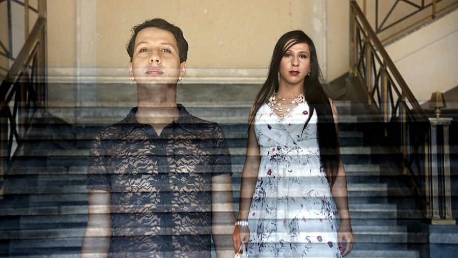 A Reda, marroquí de 23 años, sus padres le echaron de casa cuando descubrieron su condición sexual