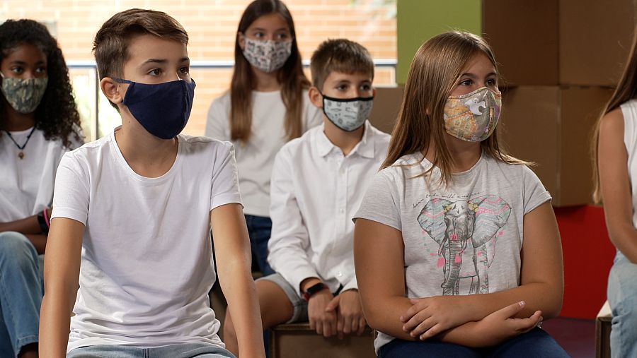 Aprendemos en Clan. El debate - Alumnas y alumnos del Colegio Cèsar August (Tarragona)