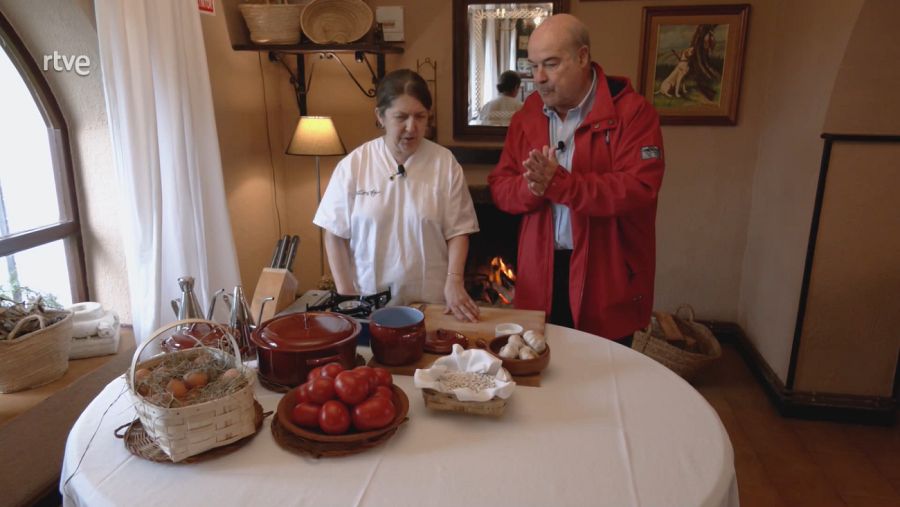 Receta de tortilla de patatas, alubias y verduras | Aquí la Tierra