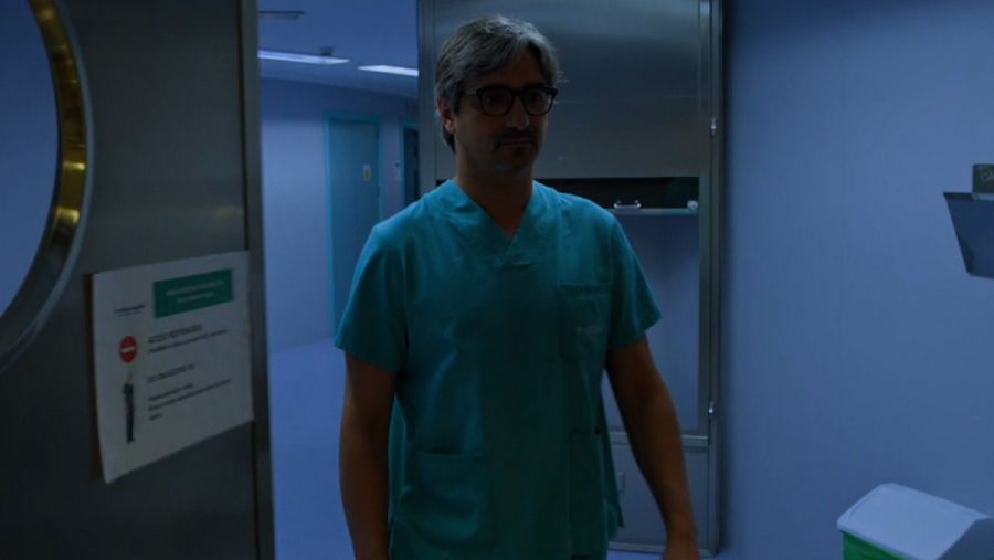 Diego González en los pasillos del hospital