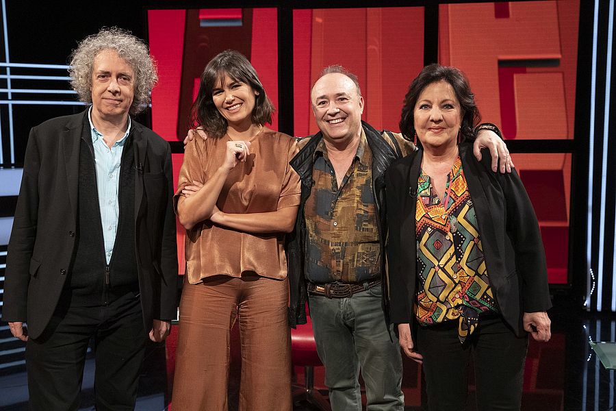 Carmen Linares, José Manuel Gamboa y Carlos Aguilar, invitados al coloquio