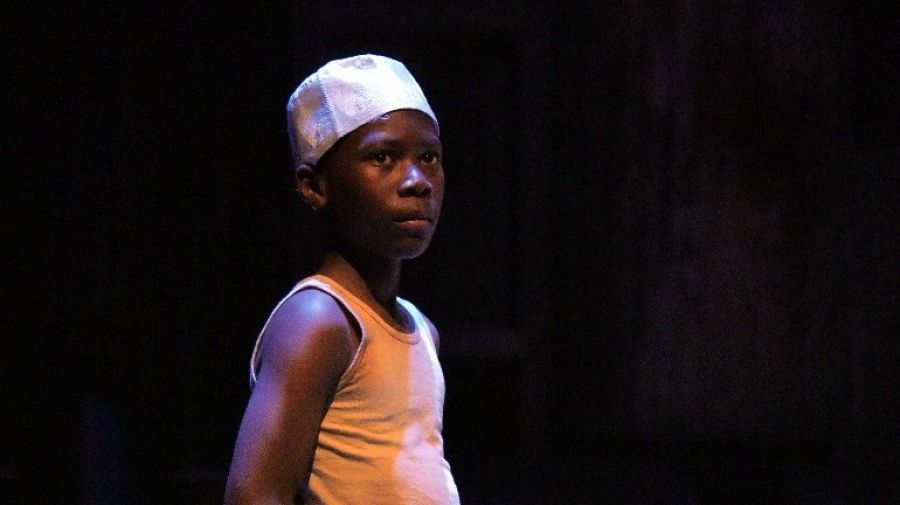 L'obra narra la història real de l'Asad