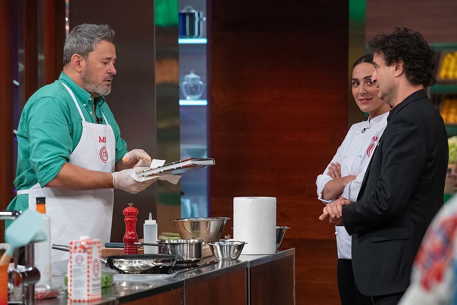 Miki Nadal junto a Tamara Falcó y Pepe Rodríguez