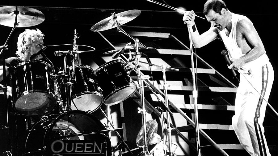 Una imagen de la actuación de Queen en el Mini Estadi del FC Barcelona en agosto de 1986.