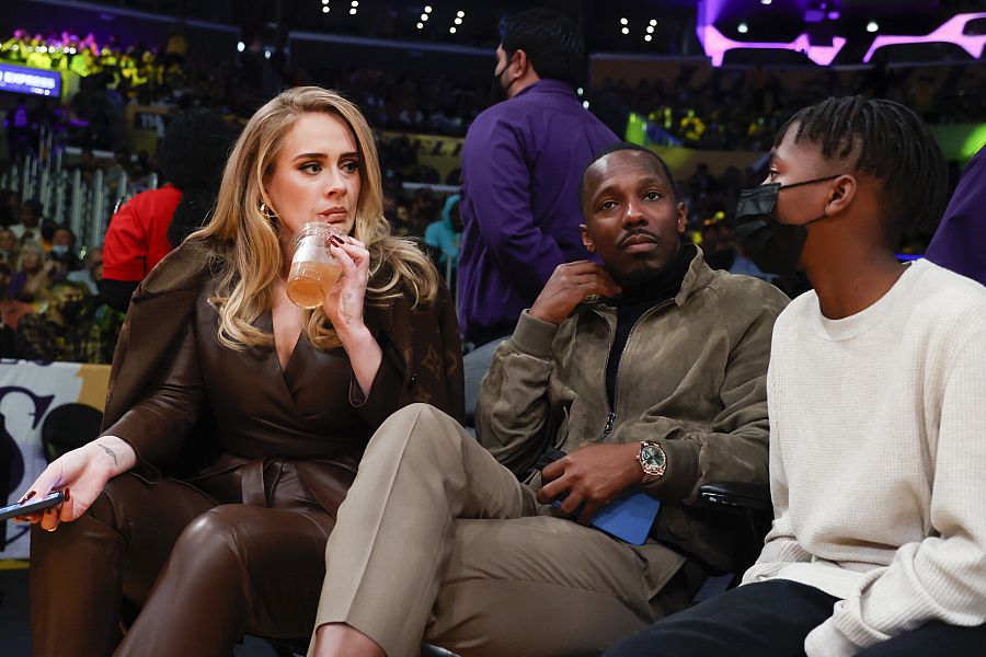 Adele y Rich Paul disfrutando de un partido de la NBA