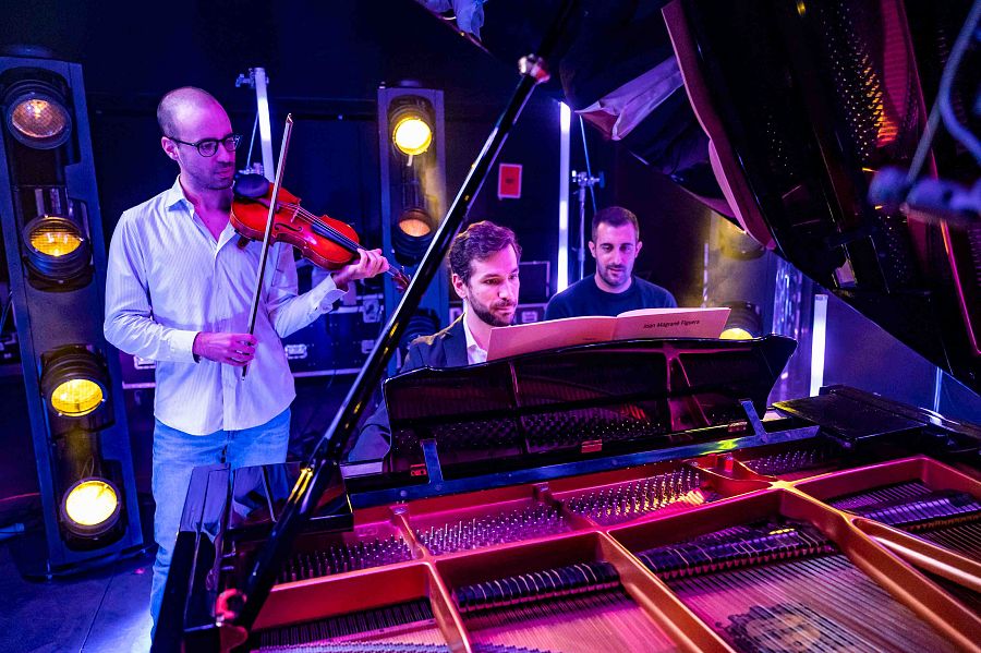Joan Magrané amb Joel Bardolet al violí i Marc Heredia al piano