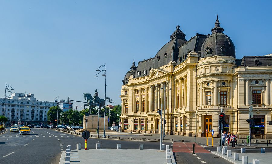 Edificio universitario Bucarest | Españoles en el mundo