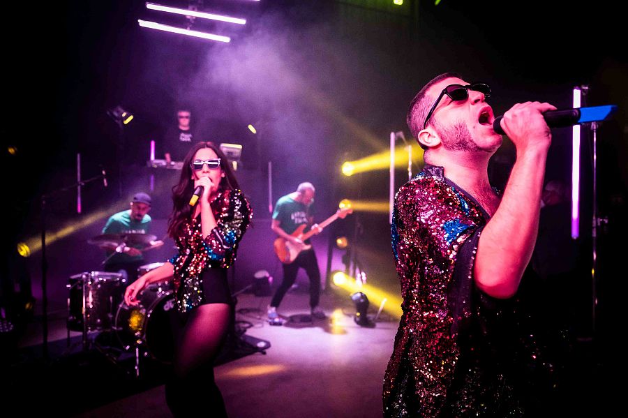 Moment de l'actuació de Ladilla Rusa