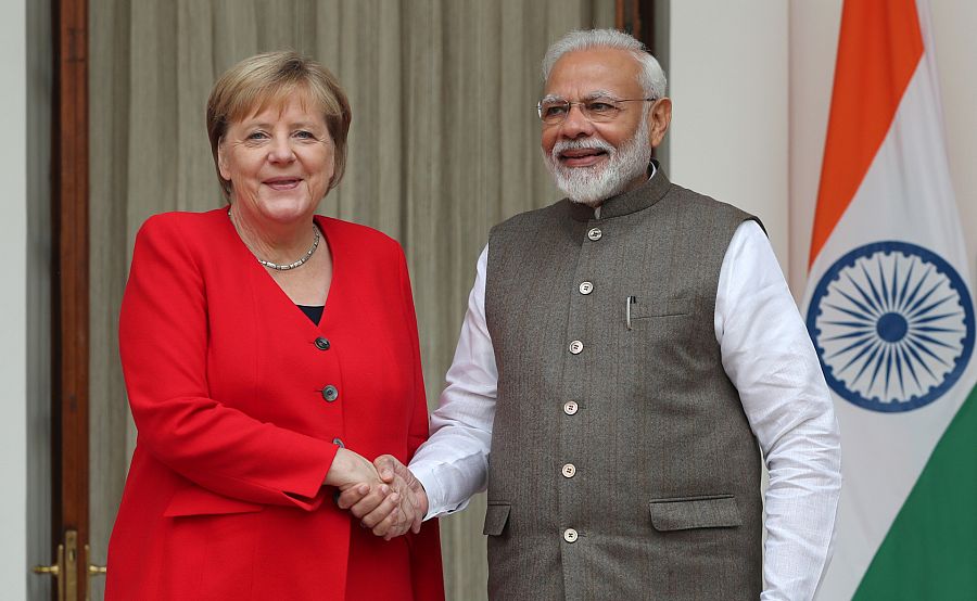 Narendra Modi, primer ministro de la India, junto a Angela Merkel