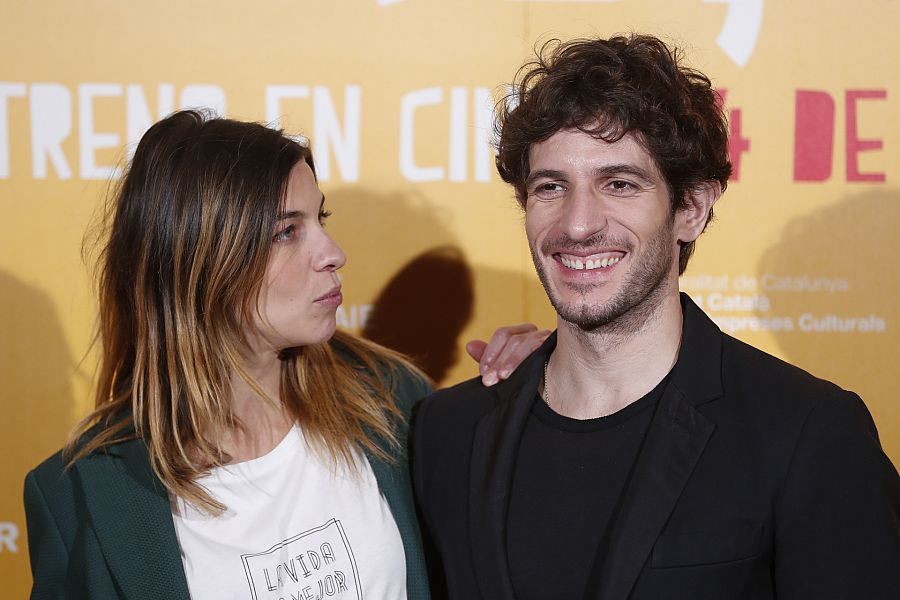 El actor Quim Gutiérrez junto a Natalia Tena