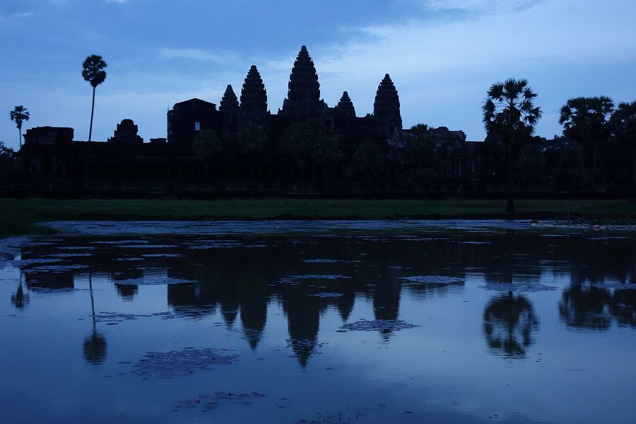 Amanecer en Angkor Wat, Camboya