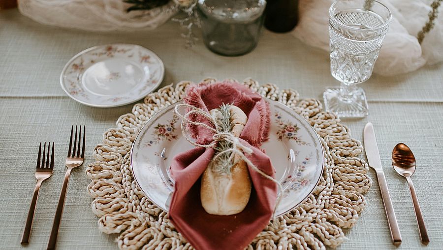 Ante la duda es mejor siempre la sencillez y elegir pequeños detalles con encanto que marquen la diferencia