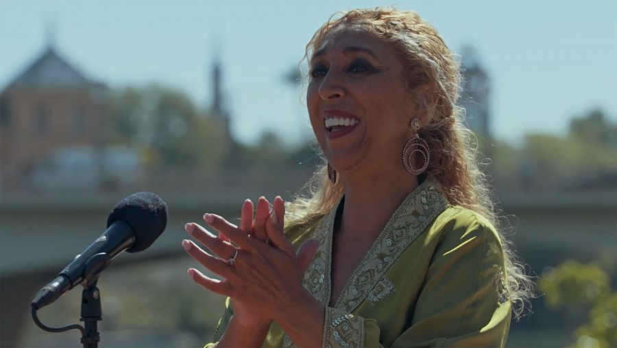 Esperanza Fernández en el embarcadero de Triana