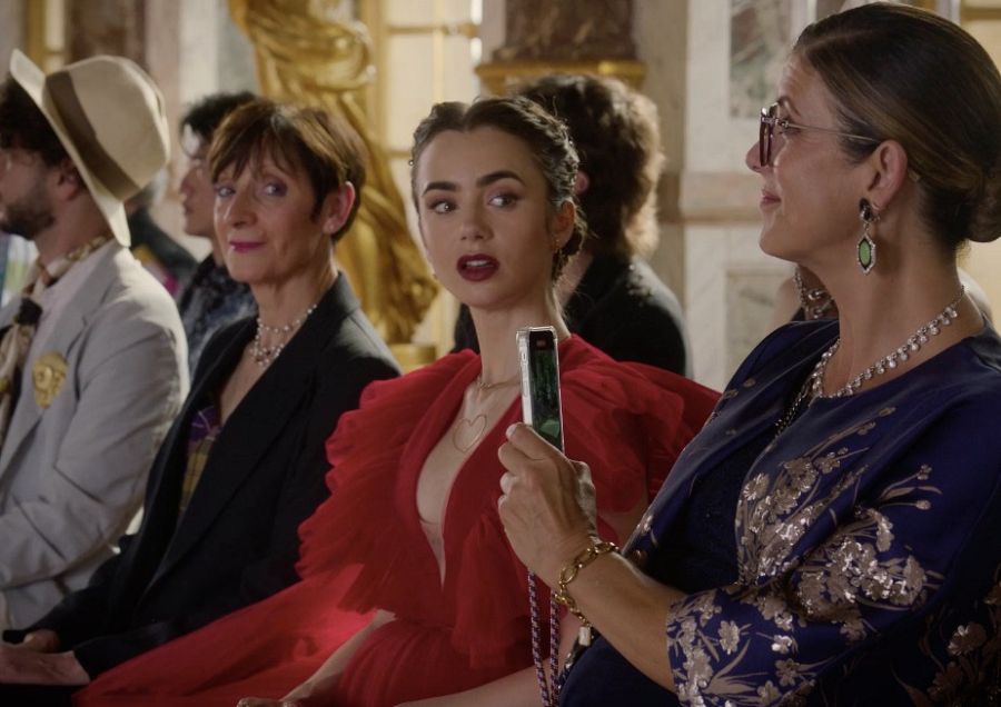 Emily in Paris S02E10: 