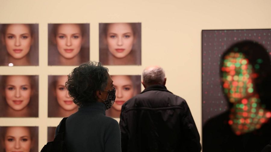 Exposició Face Control