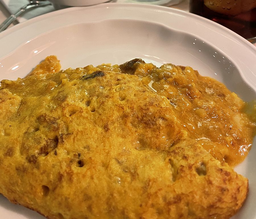 Tortillas flotantes en consomé o salsa, otra vuelta a la tortilla