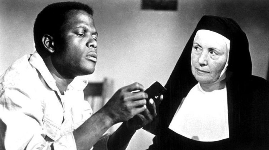 Fotograma de la cinta 'Los lirios del valle'