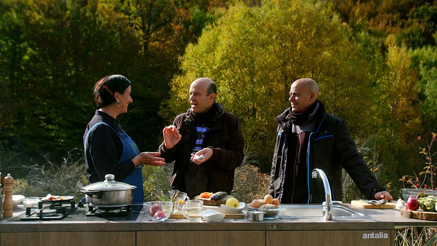 Aizpea Oihaneder, Jandro y Vicente Sevilla