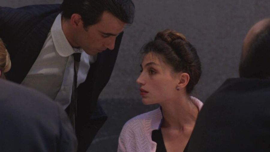 Imanol Arias y Angela Molina, 'Demonios en el jardín' (1982)