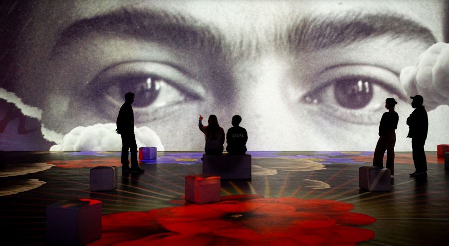 Una de les característiques més destacades del rostre de Frida Kahlo: era cellajunta