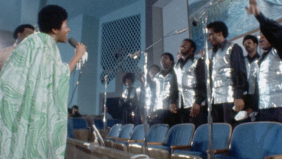 El Coro Comunitario del Sureste de California cantó junto a la diva del soul en enero de 1952