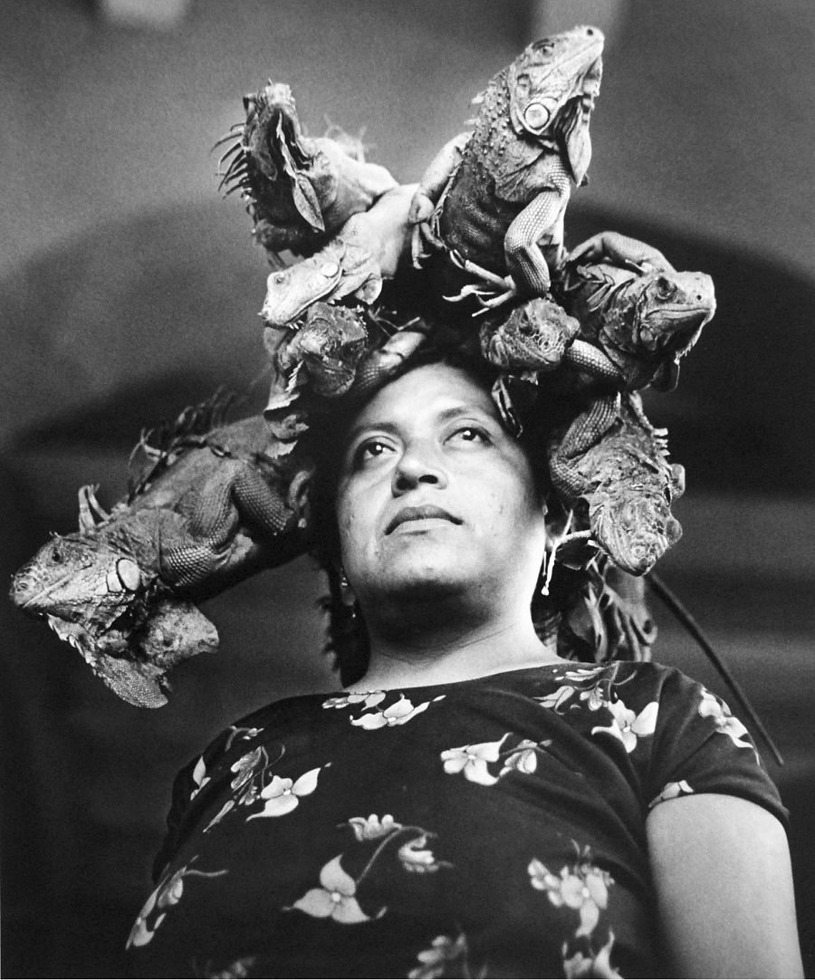Nuestra señora de las iguanas (Juchitán, Graciela Iturbide)