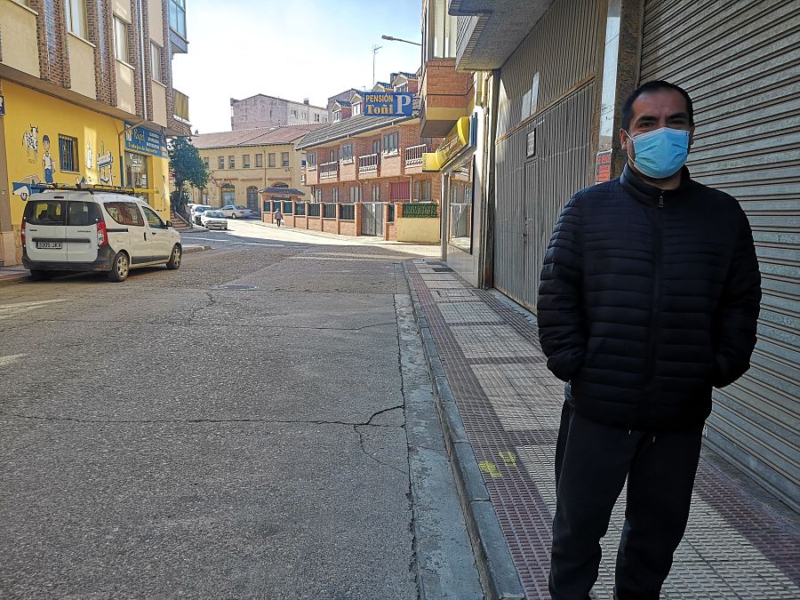 Víctor llegó en 2020 a Belorado con su mujer y sus tres hijos