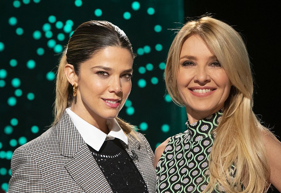 Juana Acosta con Cayetana Guillén Cuervo