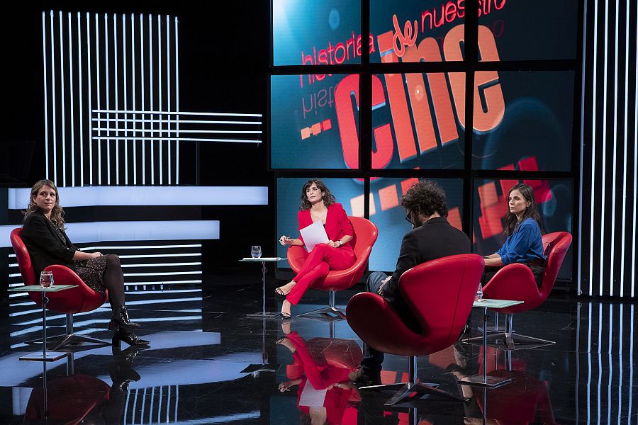 Coloquio sobre familias en el cine