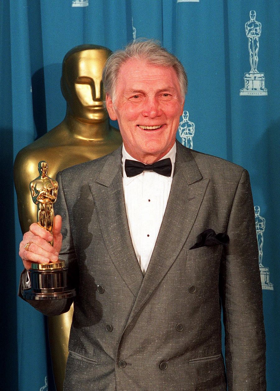 Jack Palance con su premio Oscar