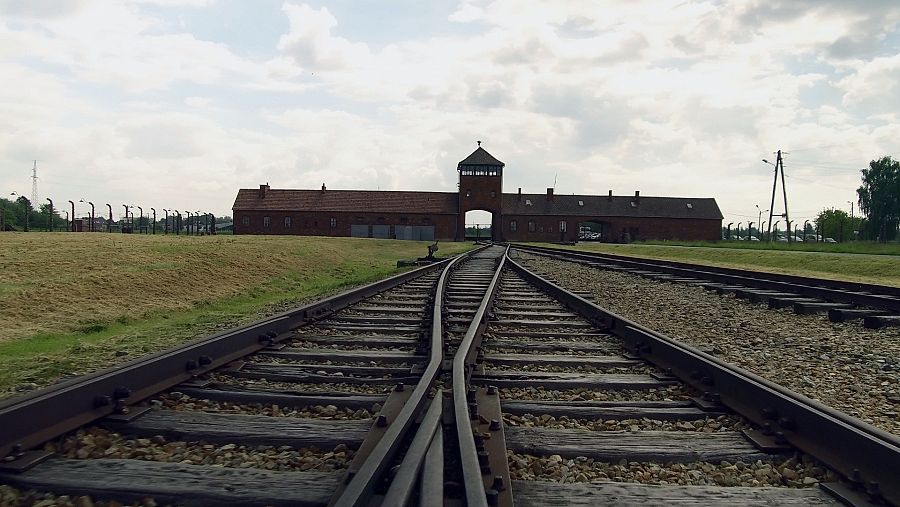 Vía de tren, Auschwitz