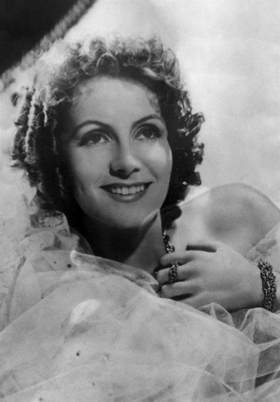 La actriz Greta Garbo en la película 'La dama de las camelias', basada en la obra de Alejandro Dumas