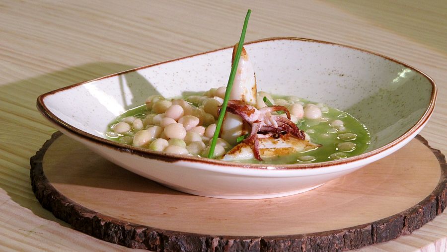 Receta de potxas en salsa verde con chipirones