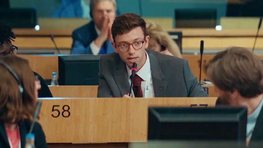 Samy (Xavier Lacaille) durante su intervención en el Parlamento Europeo