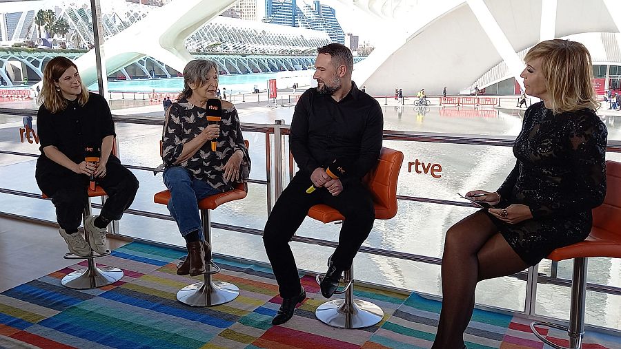 Ángela Cervantes, Petra Martínez y Urko Olazabal