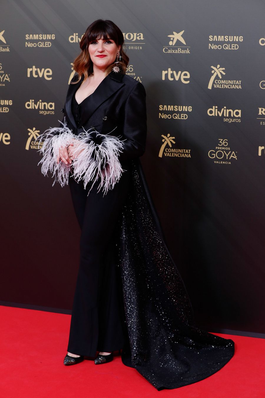 Rozalén en la alfombra roja de los Premios Goya 2022