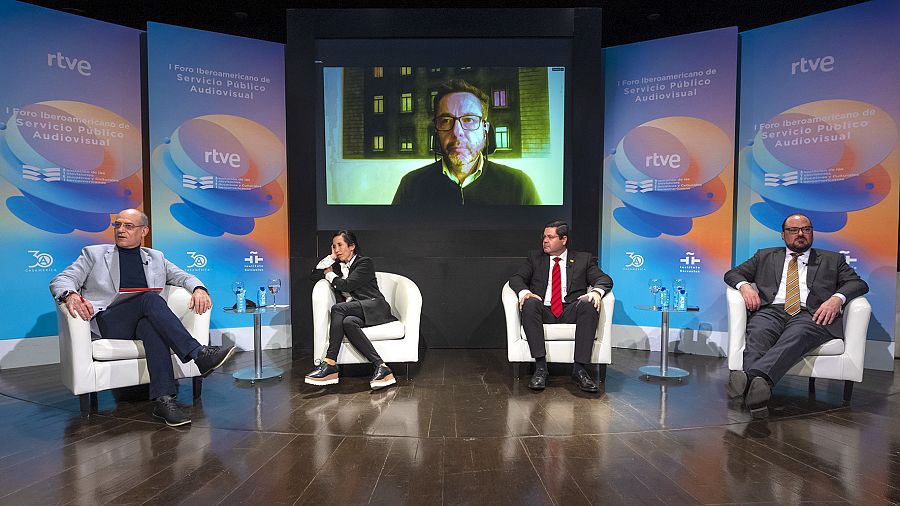 Primer debate del foro iberoamericano