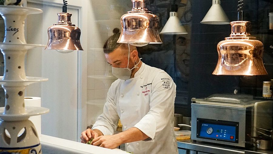 ¿Cómo aprendió a volar Carlos Maldonado con las alas que ganó en MasterChef?