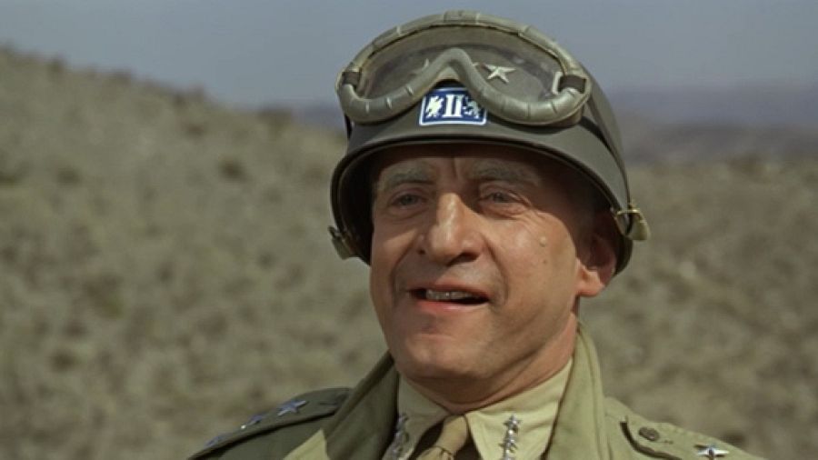 Vestido o no de Patton, el actor George C. Scott se paseba por Uleila del Campo. Allí también se unieron muchos vecinos al rodaje y todavía lo recuerdan y explican 