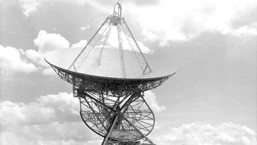 ¿Dónde se meten los extraterrestres?