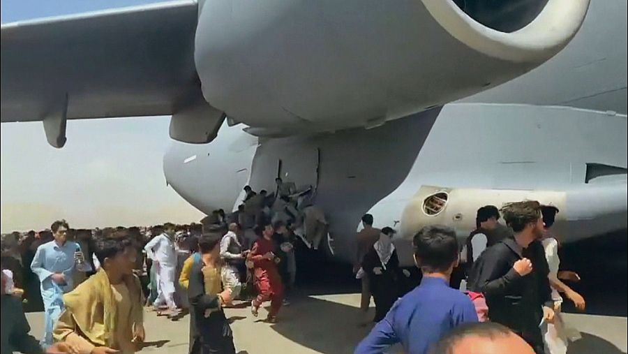 cadáveres en las calles