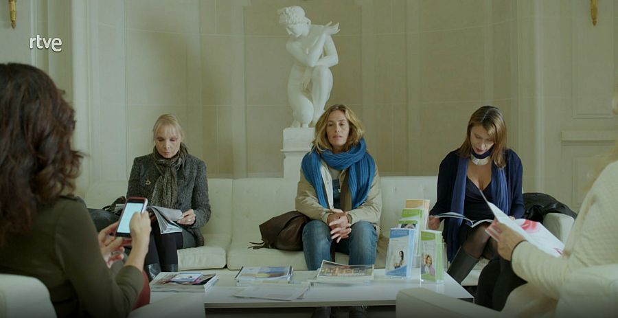 'Call my Agent' | Capítulo 1 con Cecile de France