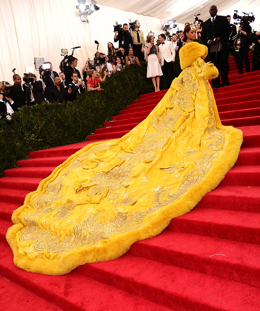 Rihanna en la gala del MET de 2015